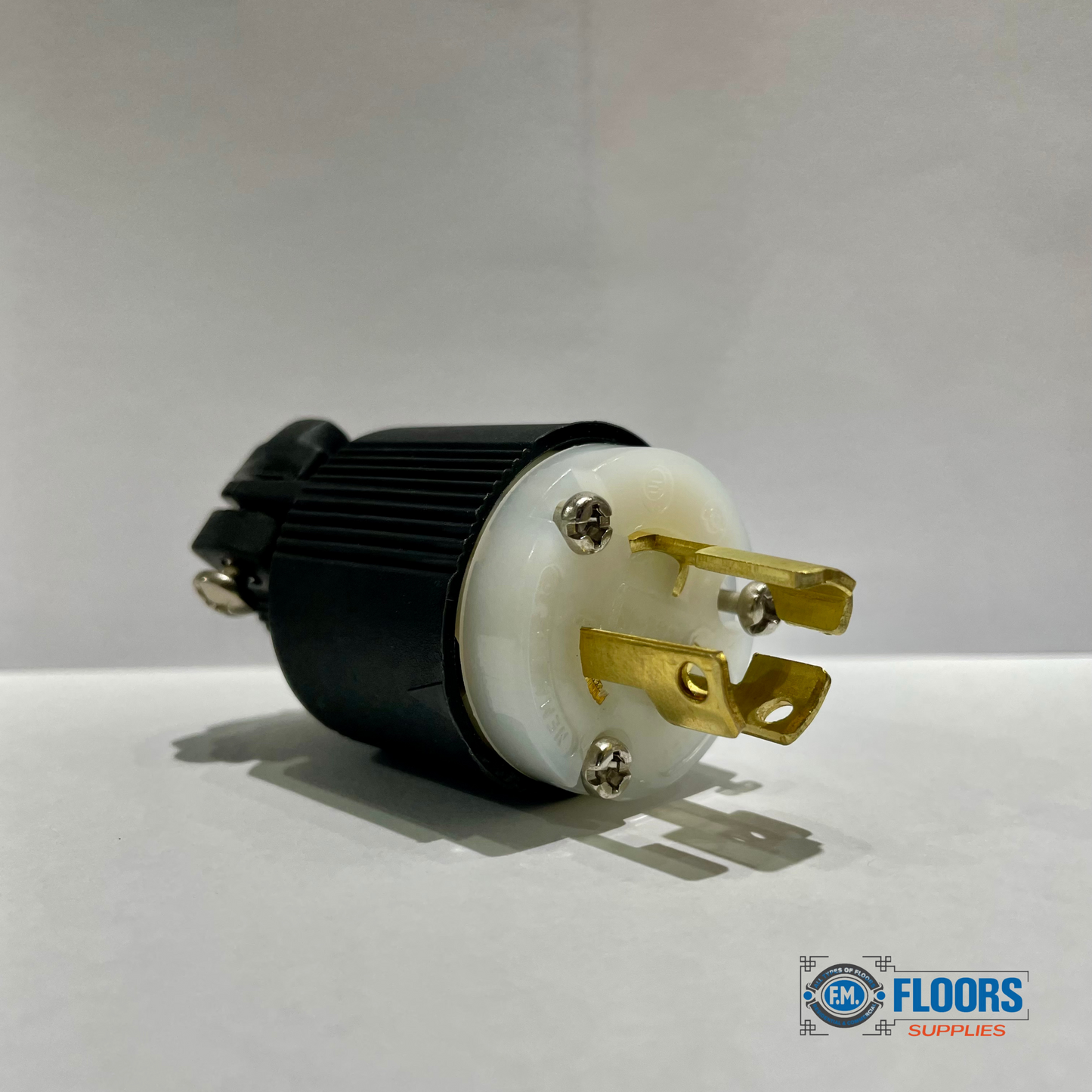 Edger Connector 15a Twist Lock Fema